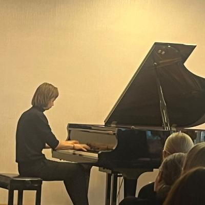 Kursi Klavierspēlē Diānas ZANDBERGAS vadībā