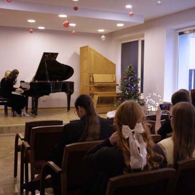 MV Vispārējo klavieru audzēkņu koncerts Ziemas fantāzijas