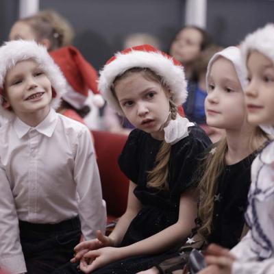 Stīgu instrumentu nodaļas koncerts Ziemassvētku Gaidās