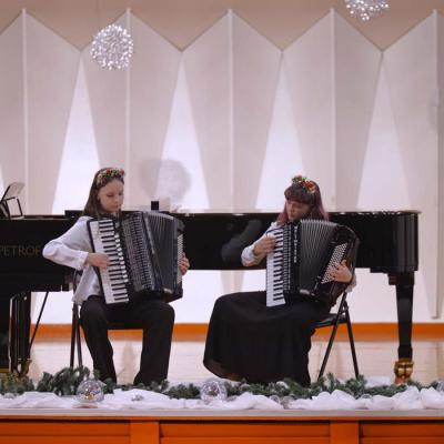 Koncerts Lai skan Ziemassvētkos!