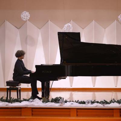 Koncerts Lai skan Ziemassvētkos!