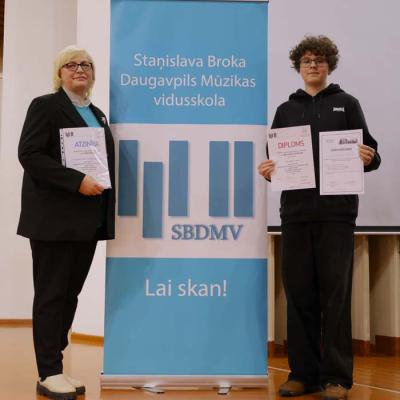 Valsts konkurss klavierspēlē