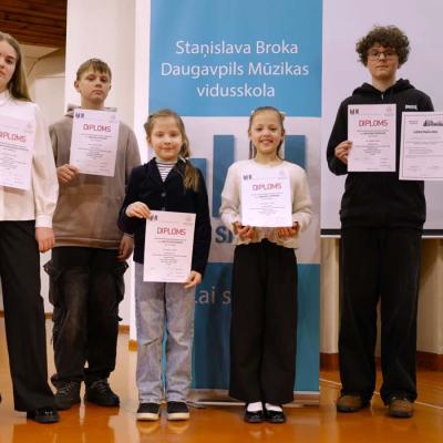 Valsts konkurss klavierspēlē