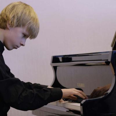 Vispārējo klavieru koncerts