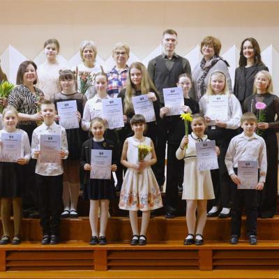 Klavieru nodaļas koncerts Pavasaris klāt!