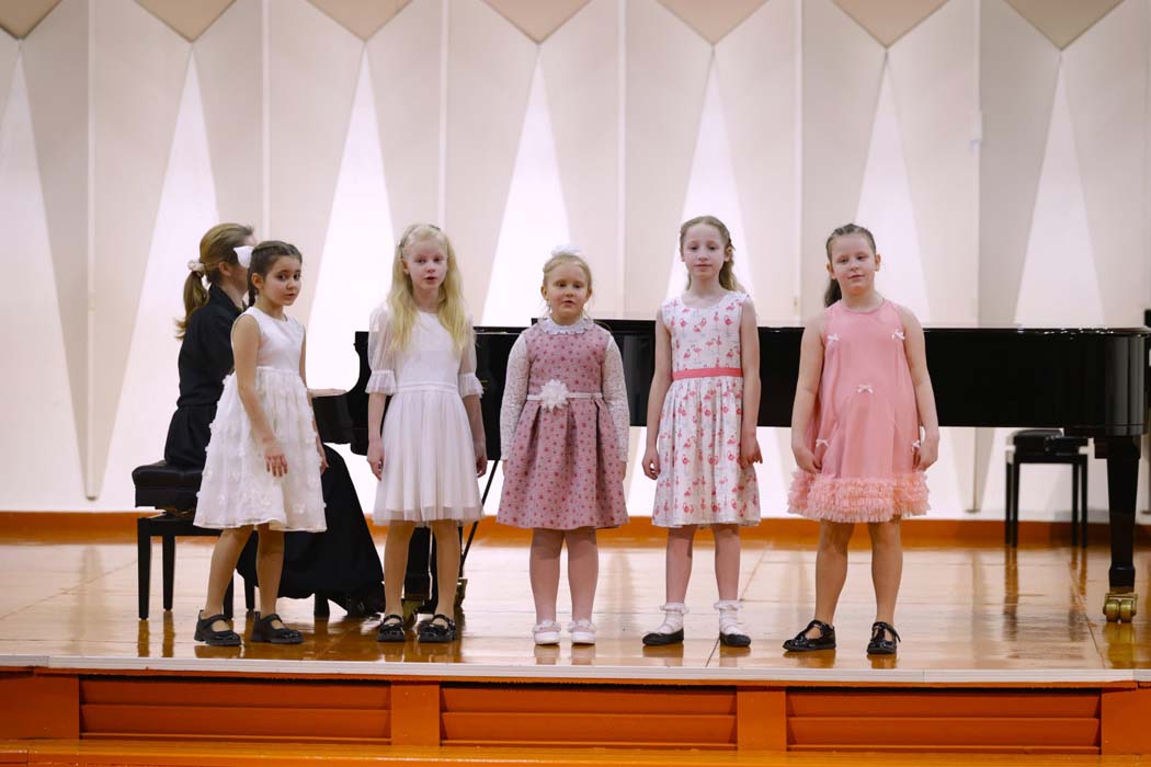 Kora klases kolektīvu koncerts “Dziesmu kamolītis”