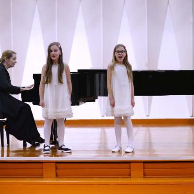 Kora klases kolektīvu koncerts “Dziesmu kamolītis”