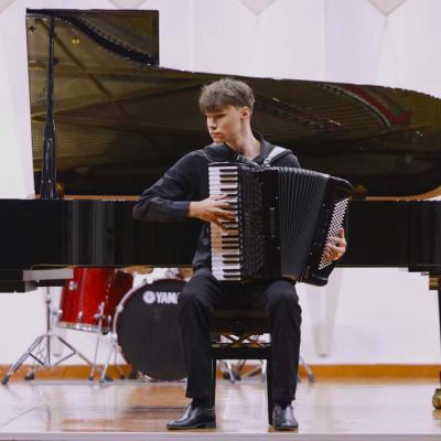 1.kursa audzēkņu koncerts Laika kapsula