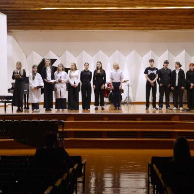 1.kursa audzēkņu koncerts Laika kapsula