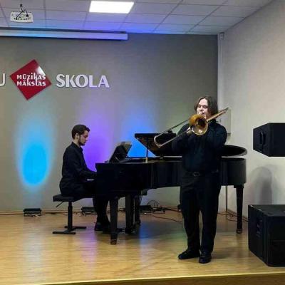 Reklāmas koncerts Špoģu Mūzikas un mākslas skolā